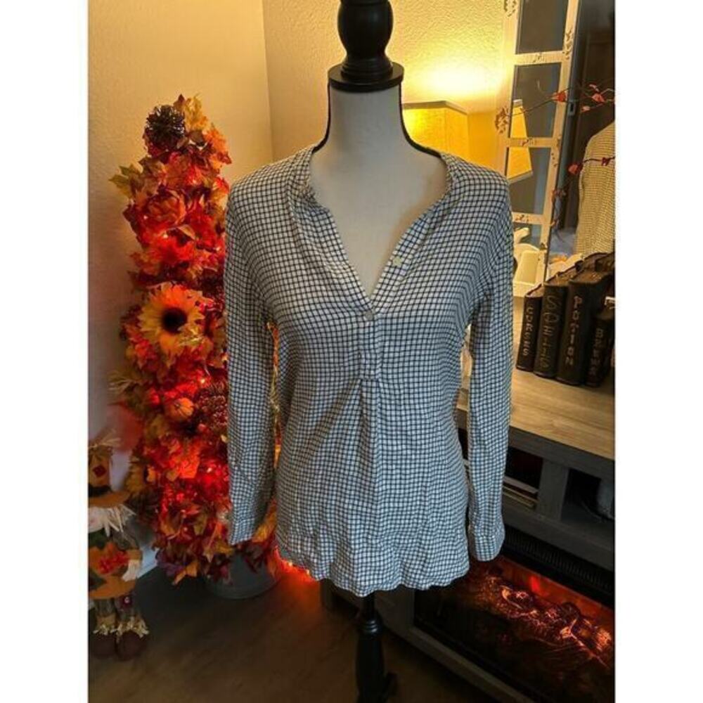 Madewell size small long sleeve black and white shirt